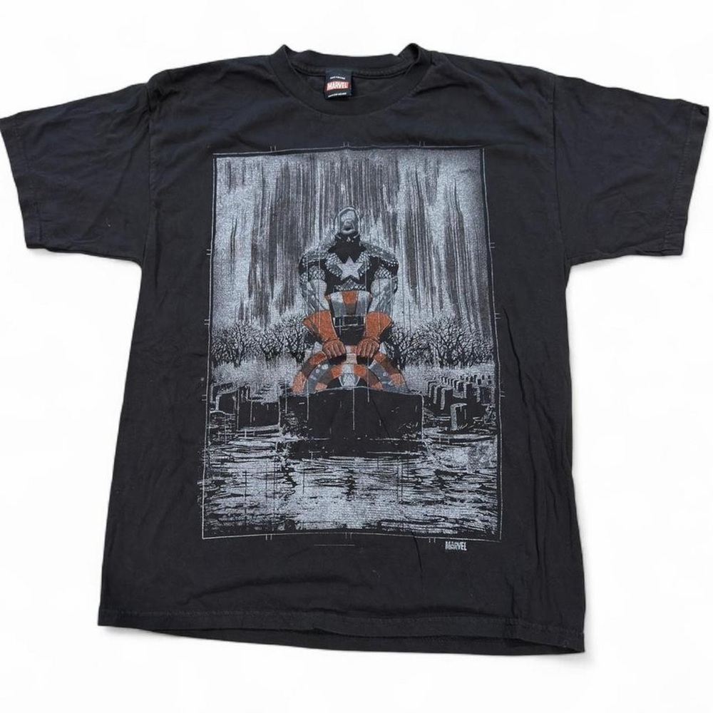 Marvel black mad engine graphic tee Size L